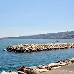 Partenope 3- Exclusive Apt. On The Naples Seafront