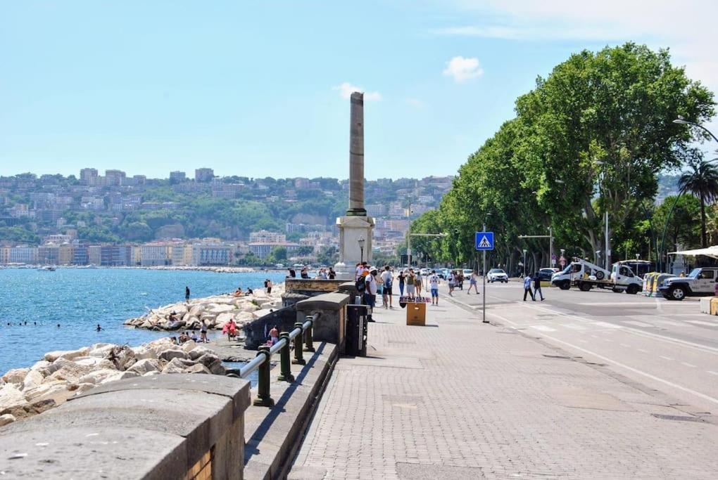Partenope 3- Exclusive Apt. On The Seafront Apartment *